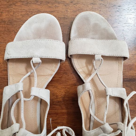 Tahari Camden Gladiator Wedge Sandal Suede Leather Tan Size 7.5 - Picture 3 of 8